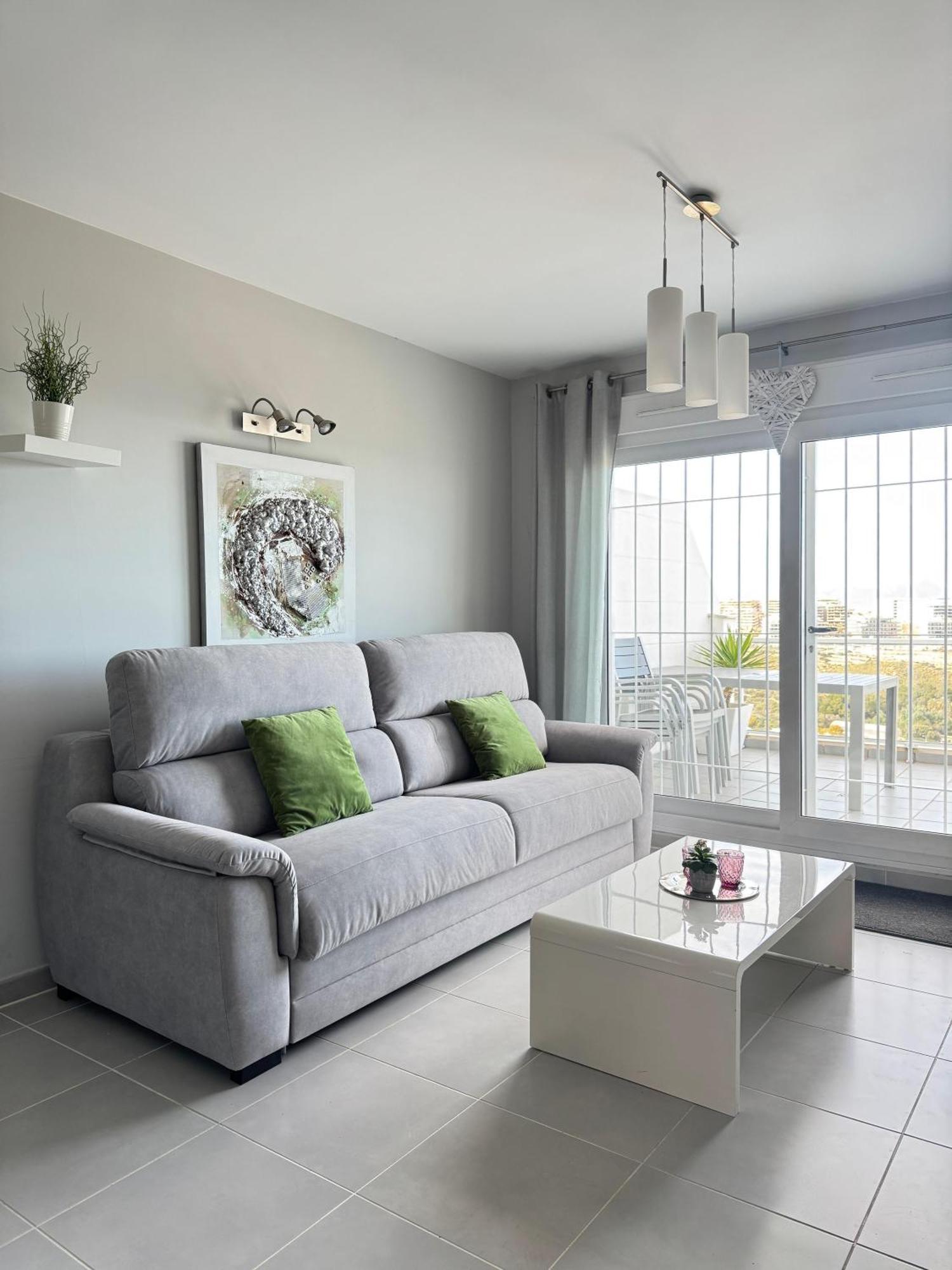 Nova Beach Paradise Apartment Гран Алакант Екстериор снимка